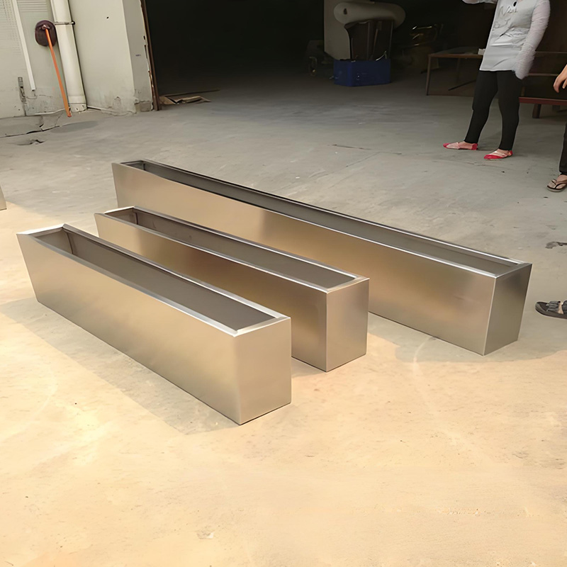 Custom Logo Stainless Steel Flowerpot Commercial Grade Restaurant Hotel Table Centerpiece Bulk Order