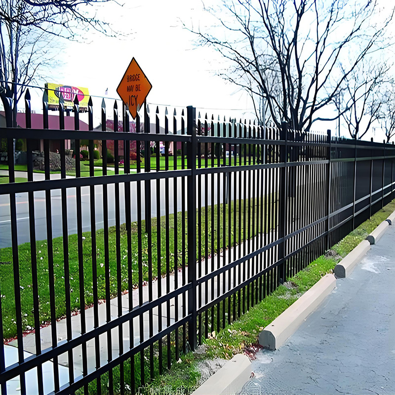 Fence? Here's How to Choose the Perfect Height!