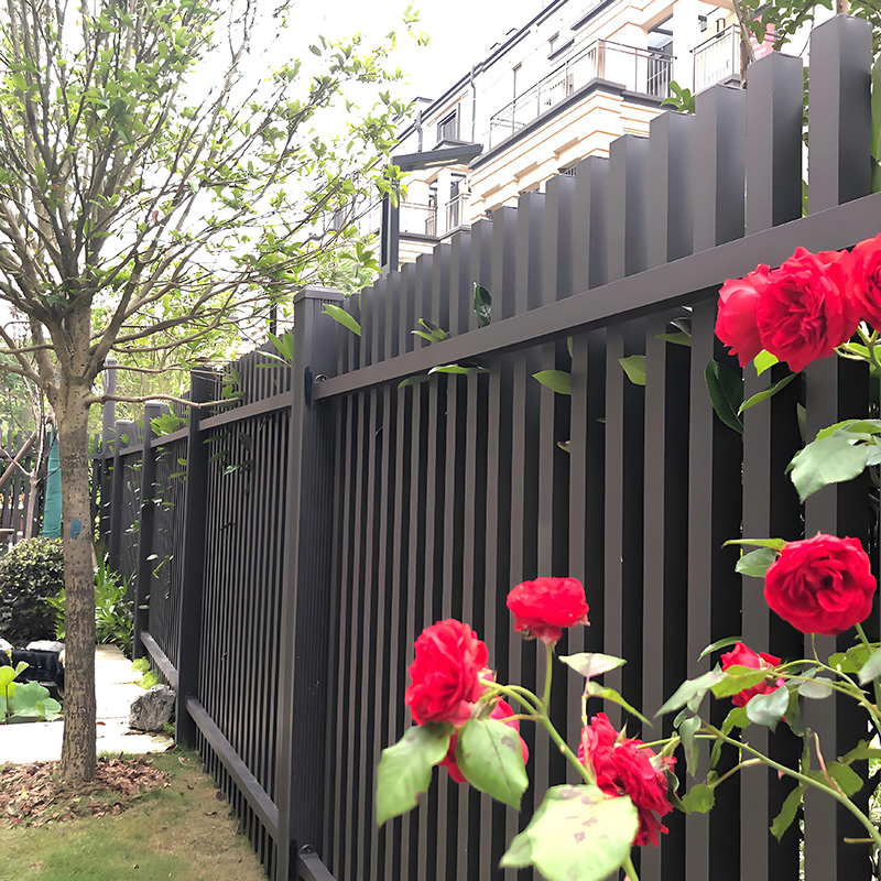 Garden Fence: 6 Secret Designs That Wow Neighbors Instantly